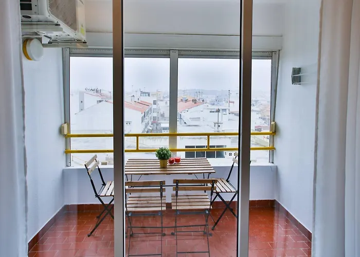 Апартаменты Go4portugal - Lagoa - 3 Min From With Airco And Balcony