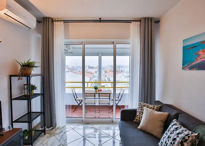 Апартаменты Go4portugal - Lagoa - 3 Min From With Airco And Balcony
